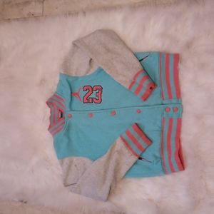 Jordan logo bomber style jacket size XXL 14-16 yes old